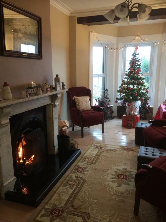 Dilis Go Brath Bed & Breakfast Tramore Exterior photo